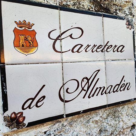 Casa Almaden 1 Guest House Castilblanco de los Arroyos Exterior photo